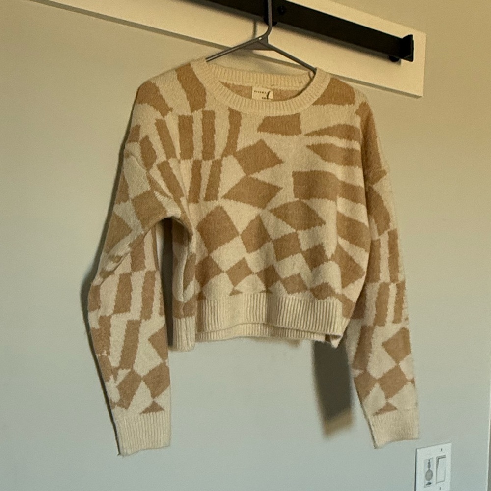Abstract Patterned Cream and Tan Sweater
